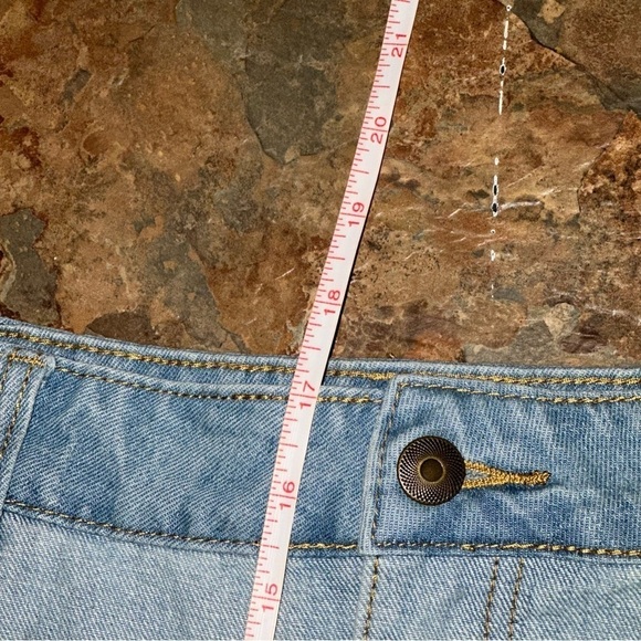 Chelsea and Violet Colorblock Patchwork Jean Skirt Blue Denim Raw Hem Size 31 - Picture 11 of 12